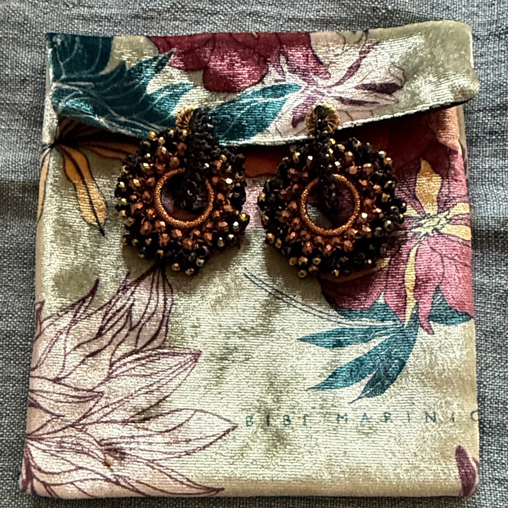 Bibi Marini Mini Rose Hoop Beaded Earrings in Black/Copper/Gold